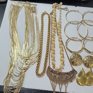 Gold Tone Multi-Chain Statement Necklace Set - Elegant Women's Jewelry